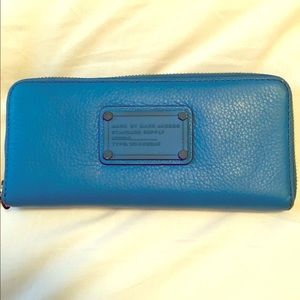 Marc Jacobs blue wallet